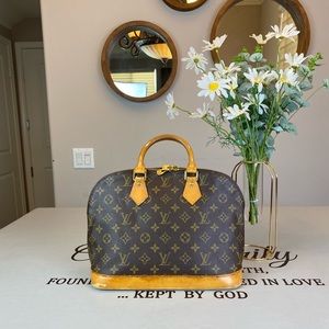 Louis Vuitton Monogram Canvas Alma MM